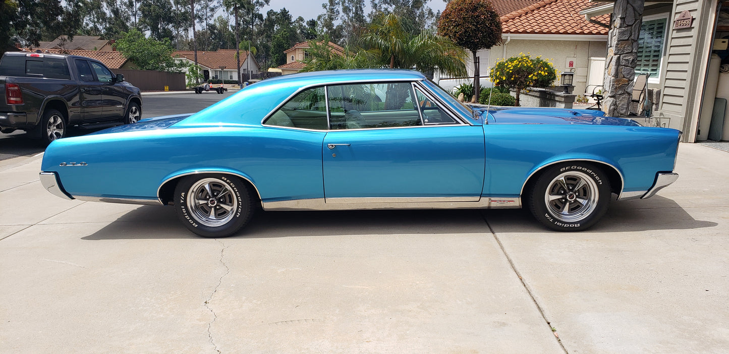 1967 Pontiac GTO 400 V8 4 BBL HO 4-speed SOLD