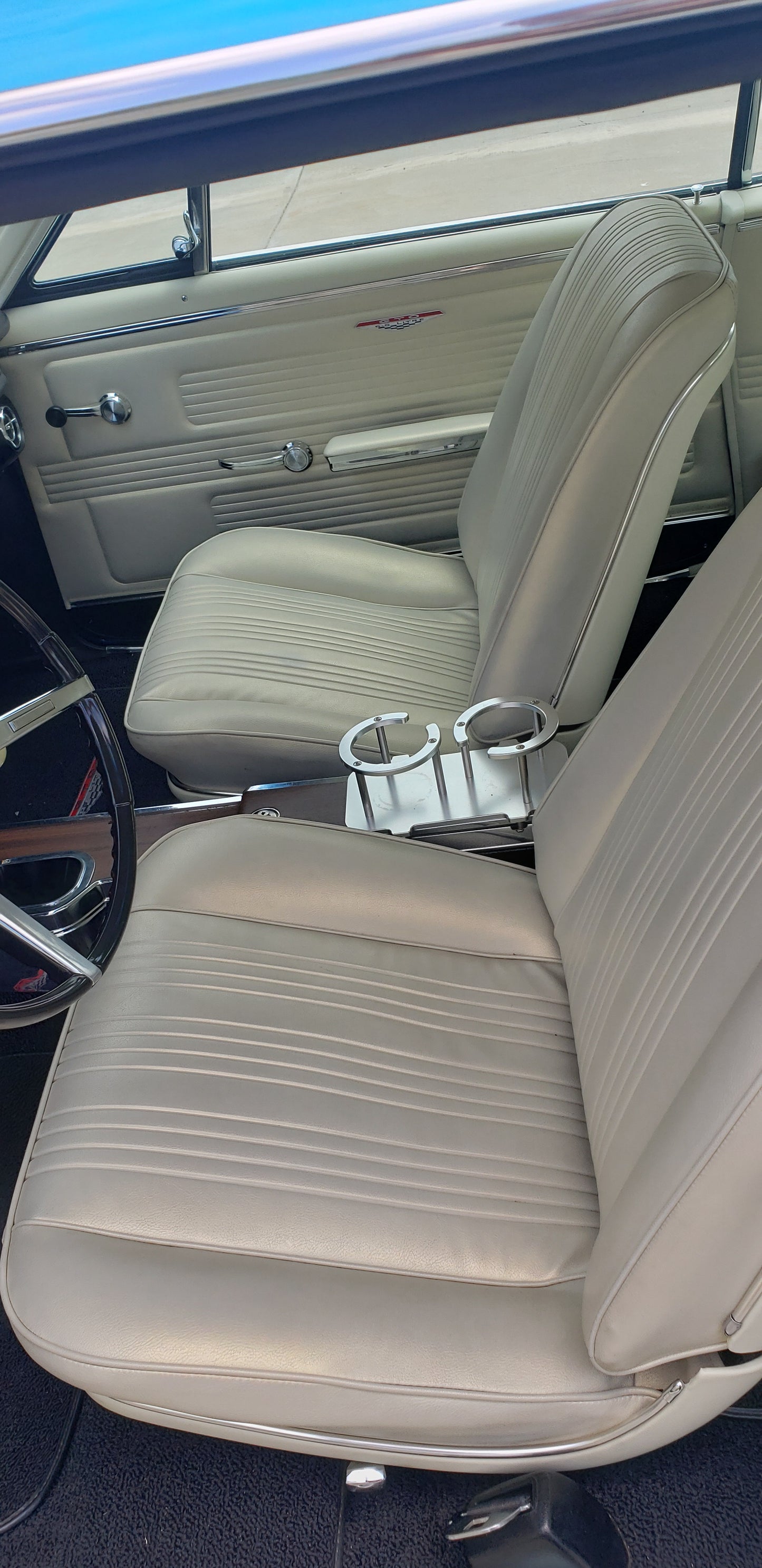 1967 Pontiac GTO 400 V8 4 BBL HO 4-speed SOLD