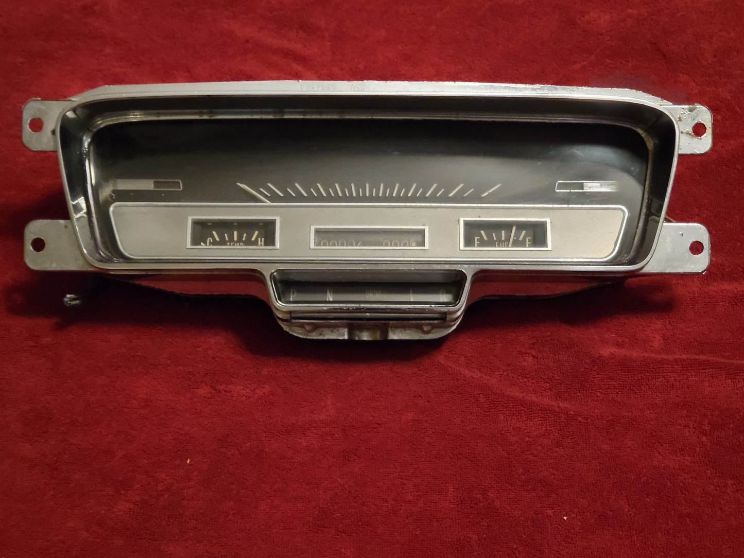 1960 Cadillac Speedometer Instrument Gauge Cluster 1587660 Very Clean Used