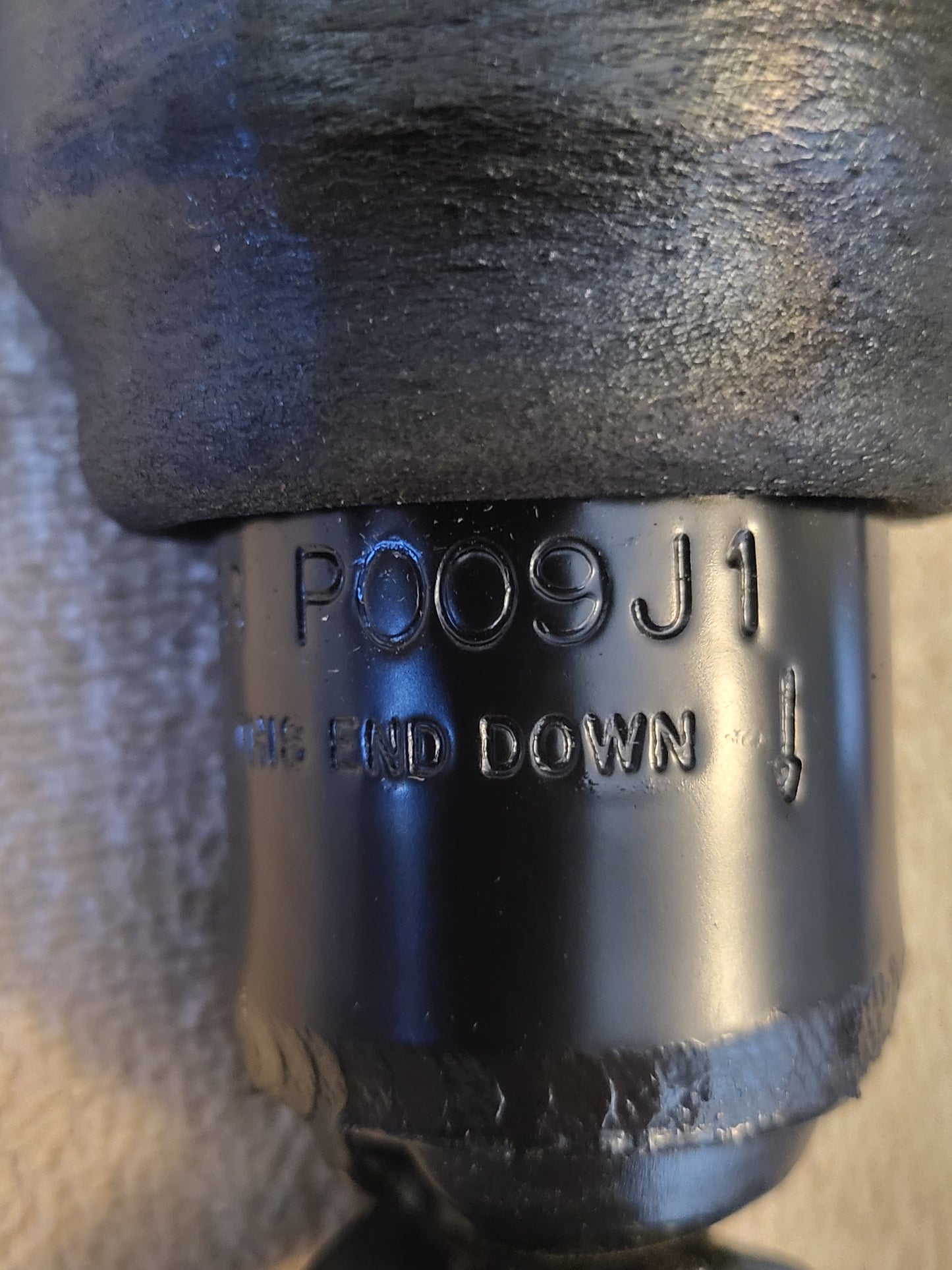 Monroe MA728 Shock/Strut Max Air Rear Cadillac Isuzu Toyota Pair New