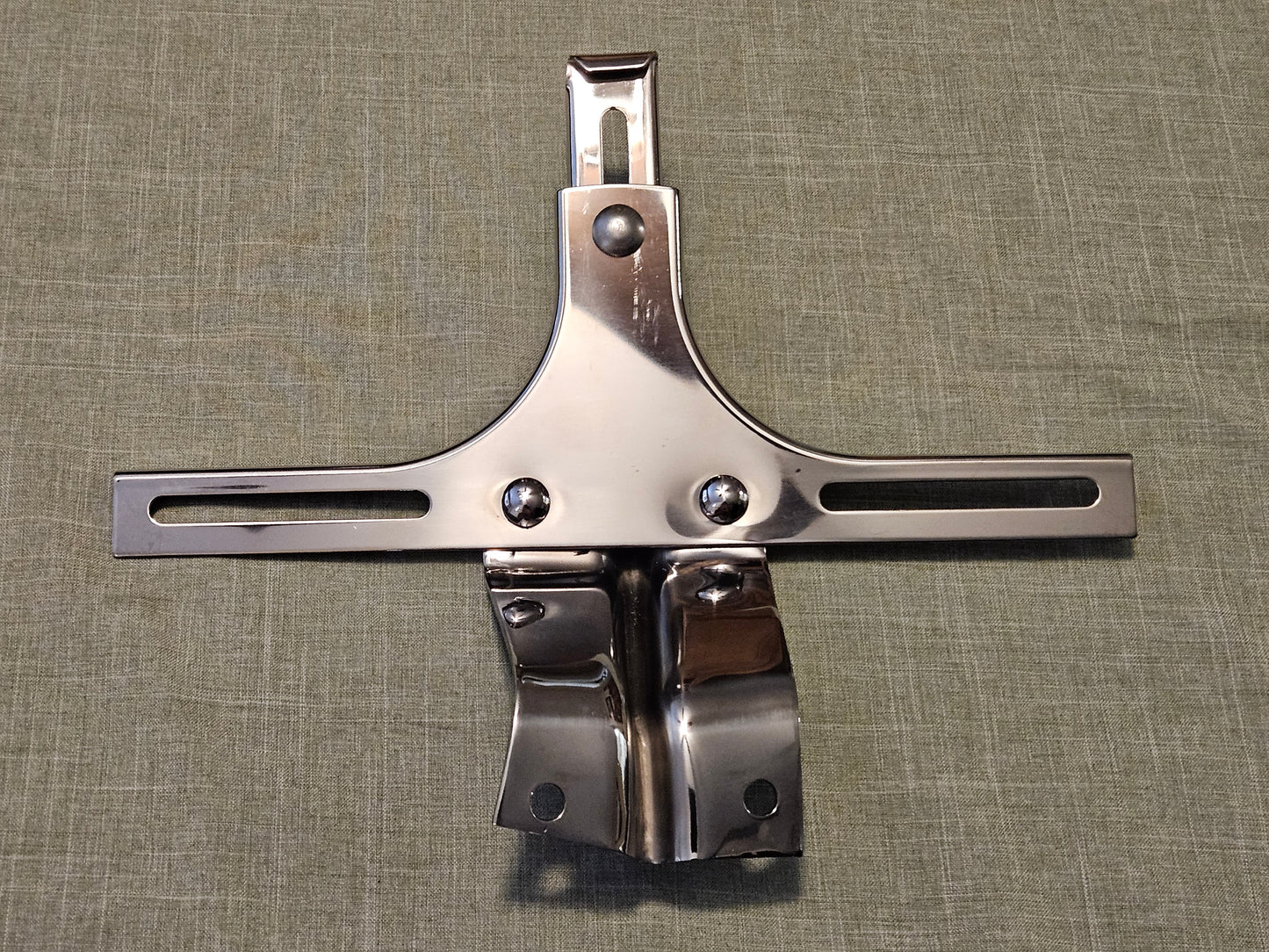 1937-39 Ford Front License Plate Bracket Mount Drake 78-5034-SS Stainless NEW