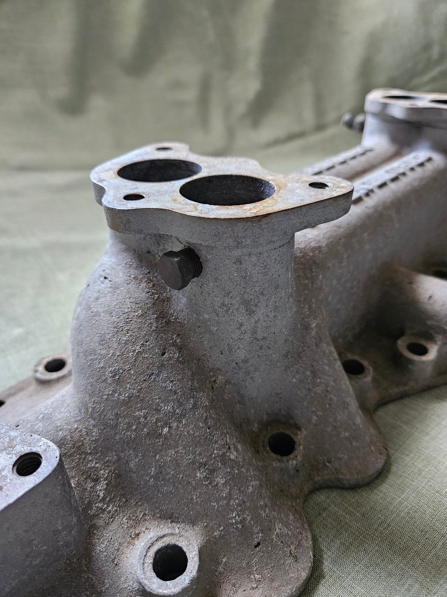 1939-1948 Ford Mercury Flathead Offenhauser Offy 1073 2x2 Dual Carb Intake Used