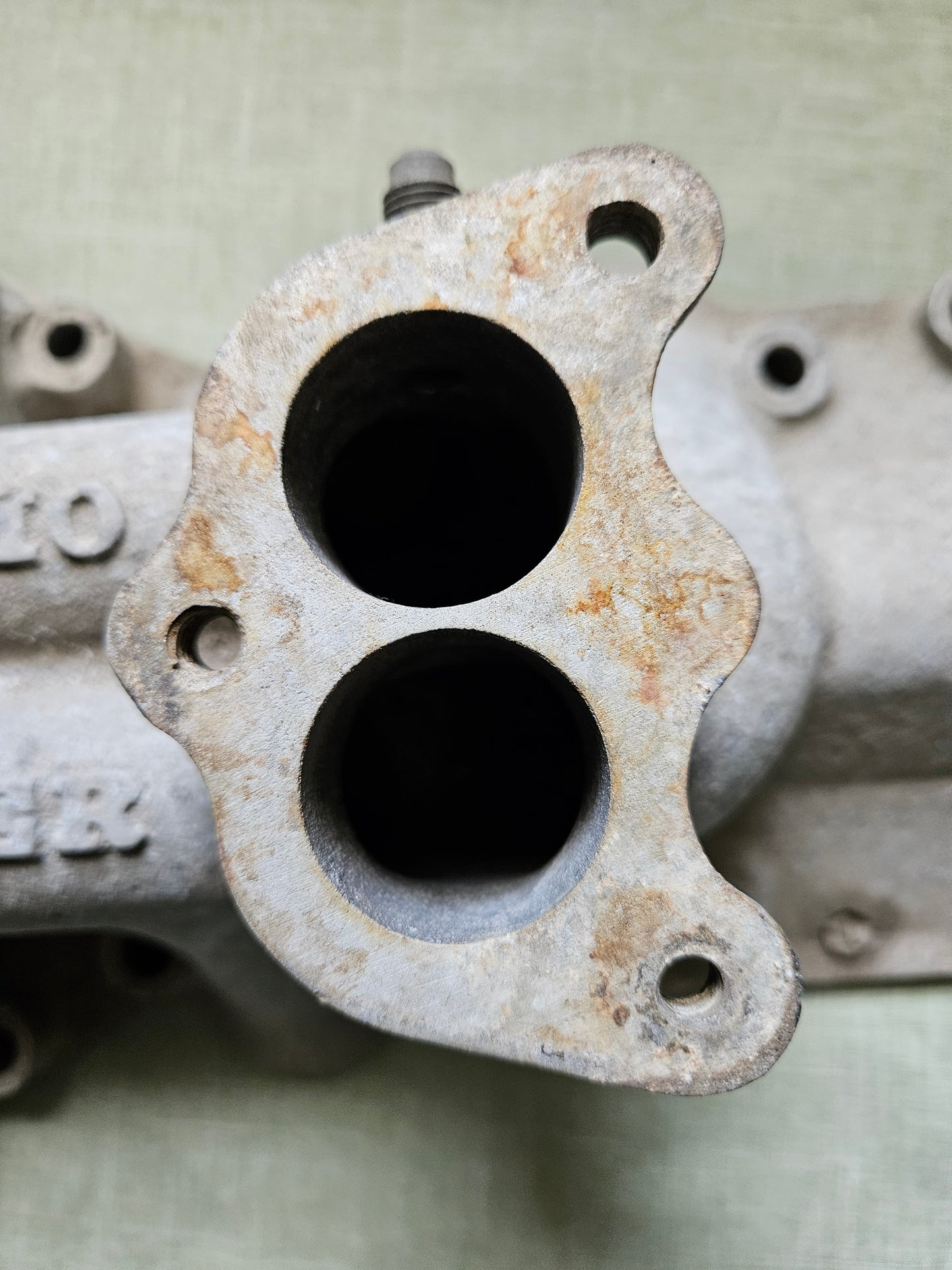 1939-1948 Ford Mercury Flathead Offenhauser Offy 1073 2x2 Dual Carb Intake Used