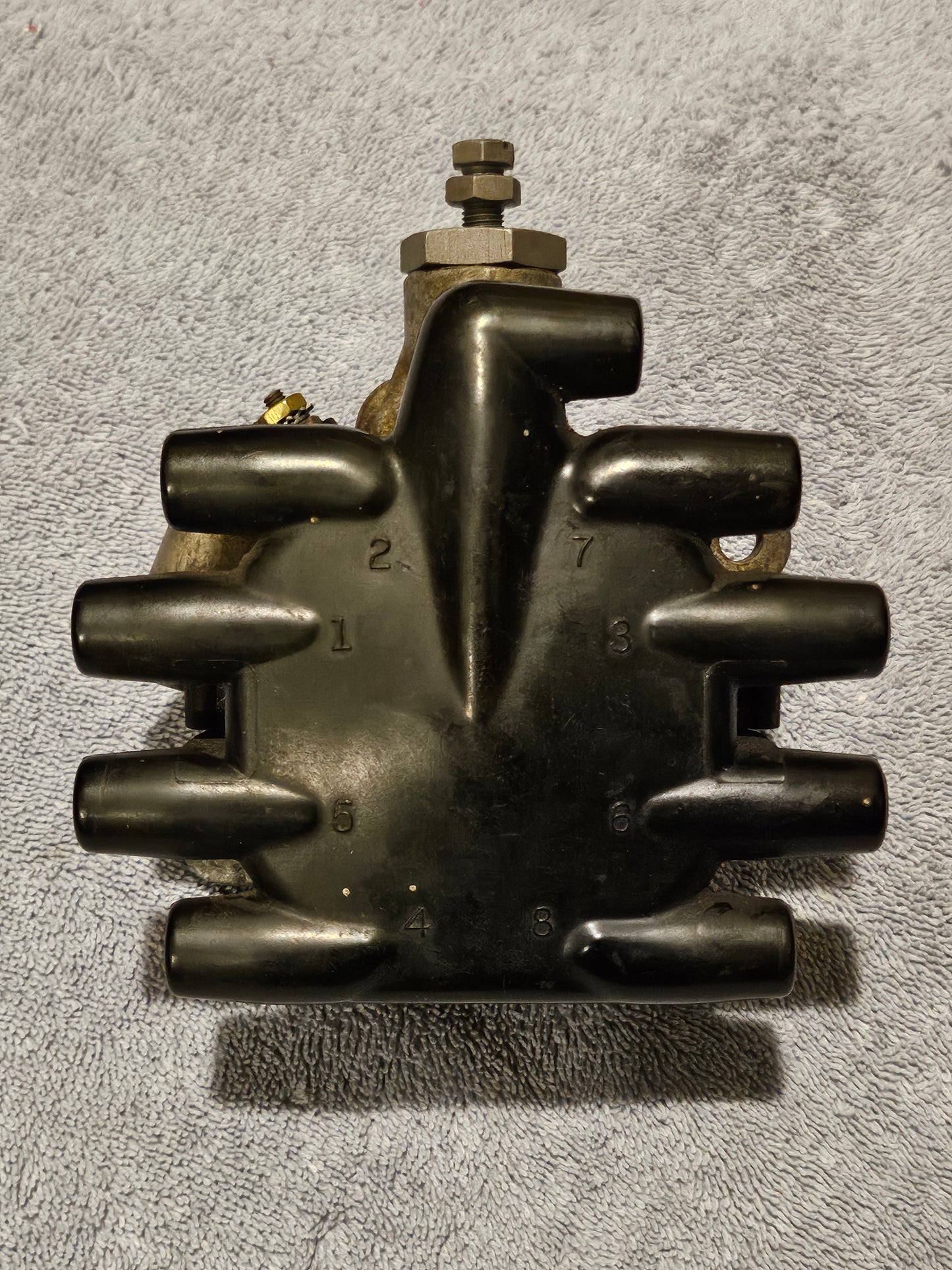 1942 1948 Ford 21A-12127 Crab 2 Bolt Distributor Complete Original Used