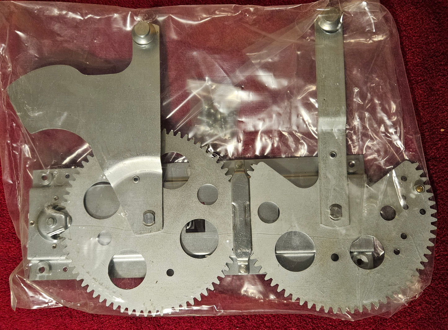 1934 Coupe Sedan 1935-1936 Sedan Ford 40-702701-B Window Regulator LH NEW