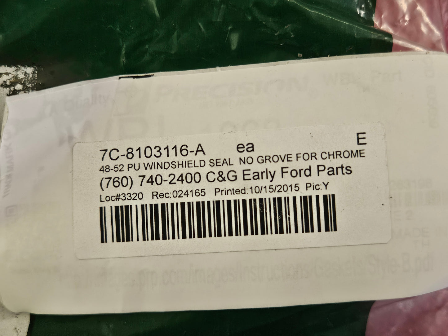 1948-1952 Ford 7C-81103116-A Windshield Seal no groove for Chrome NEW