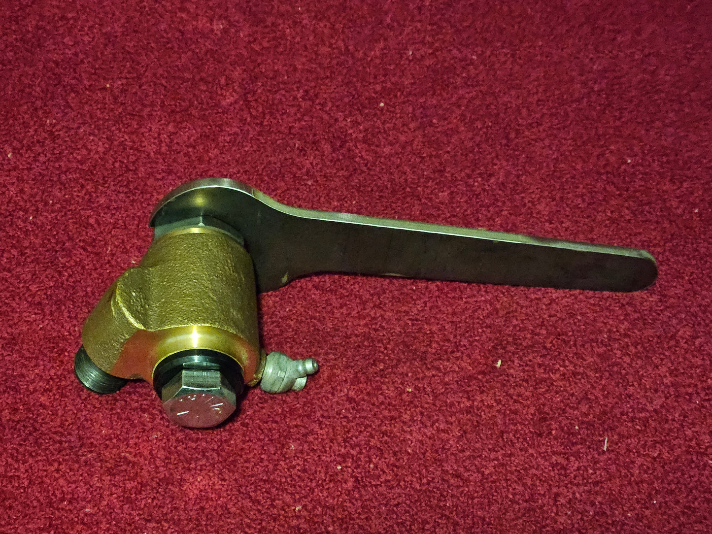 1932-1948 Ford Flathead V8 Stewart Warner 674L Tachometer Crank Drive Unit NEW