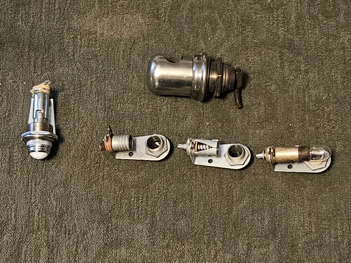 Vintage Assortment Jeweled Dash Lights Red Green Clear White Lot 5 Used