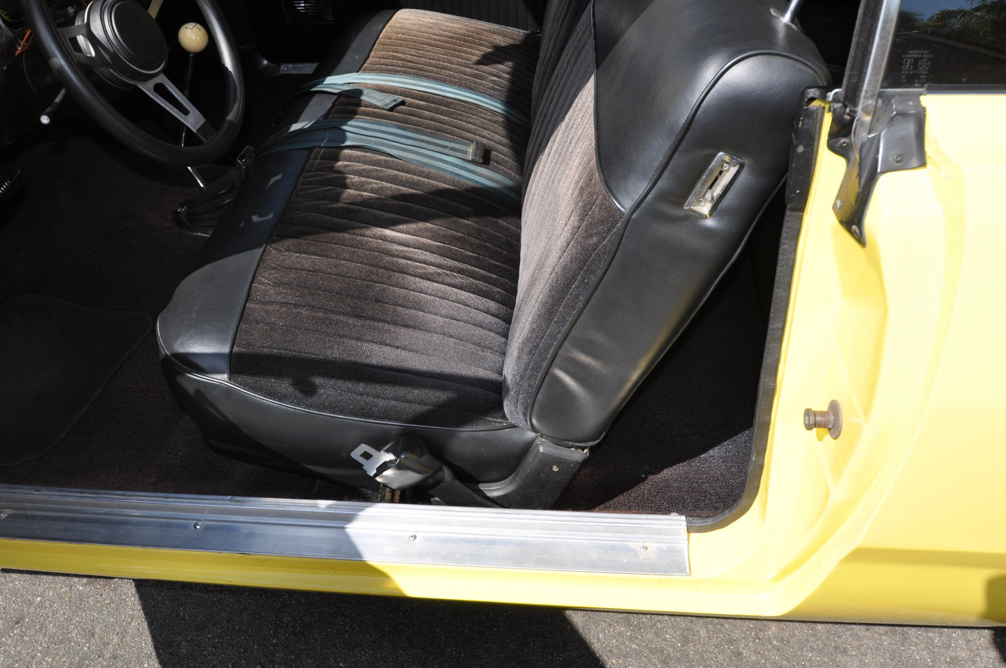 1970 Dodge Dart Swinger 340 V8 4 Speed SOLD