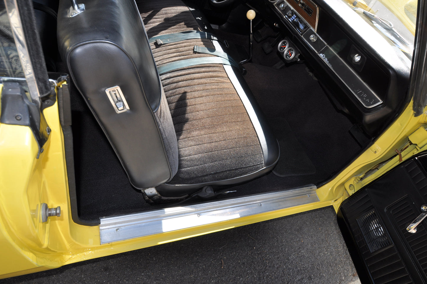 1970 Dodge Dart Swinger 340 V8 4 Speed SOLD