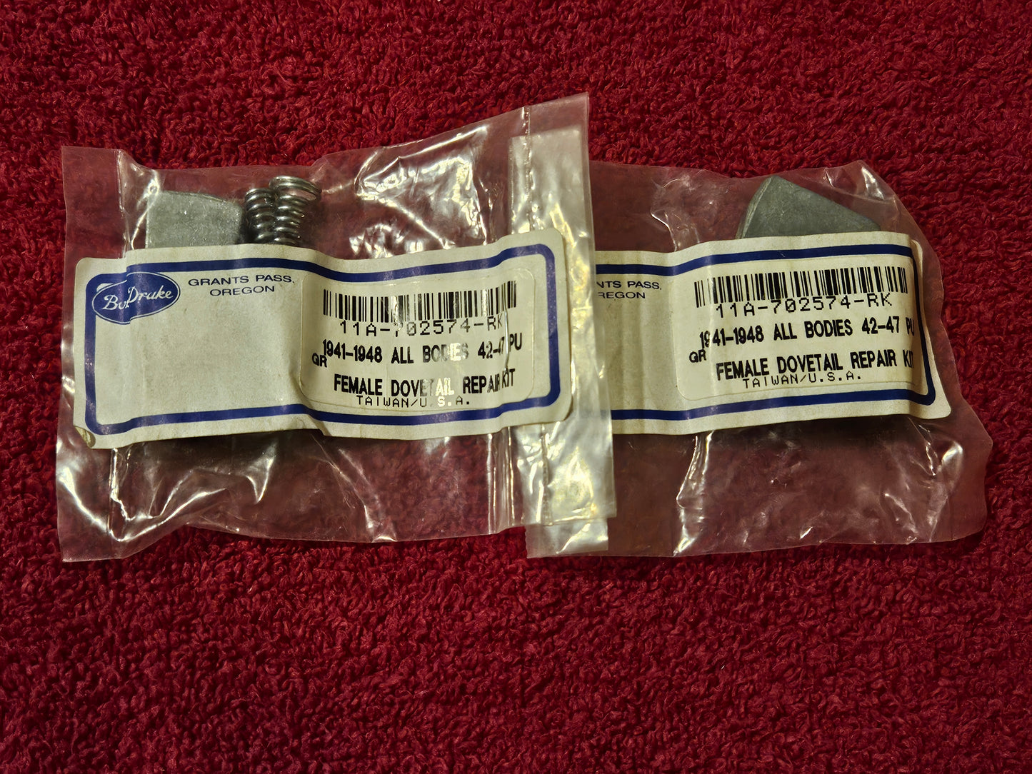 1941-1948 Ford 11A-702574-RK Female Dovetail Repair Kit Pair NEW