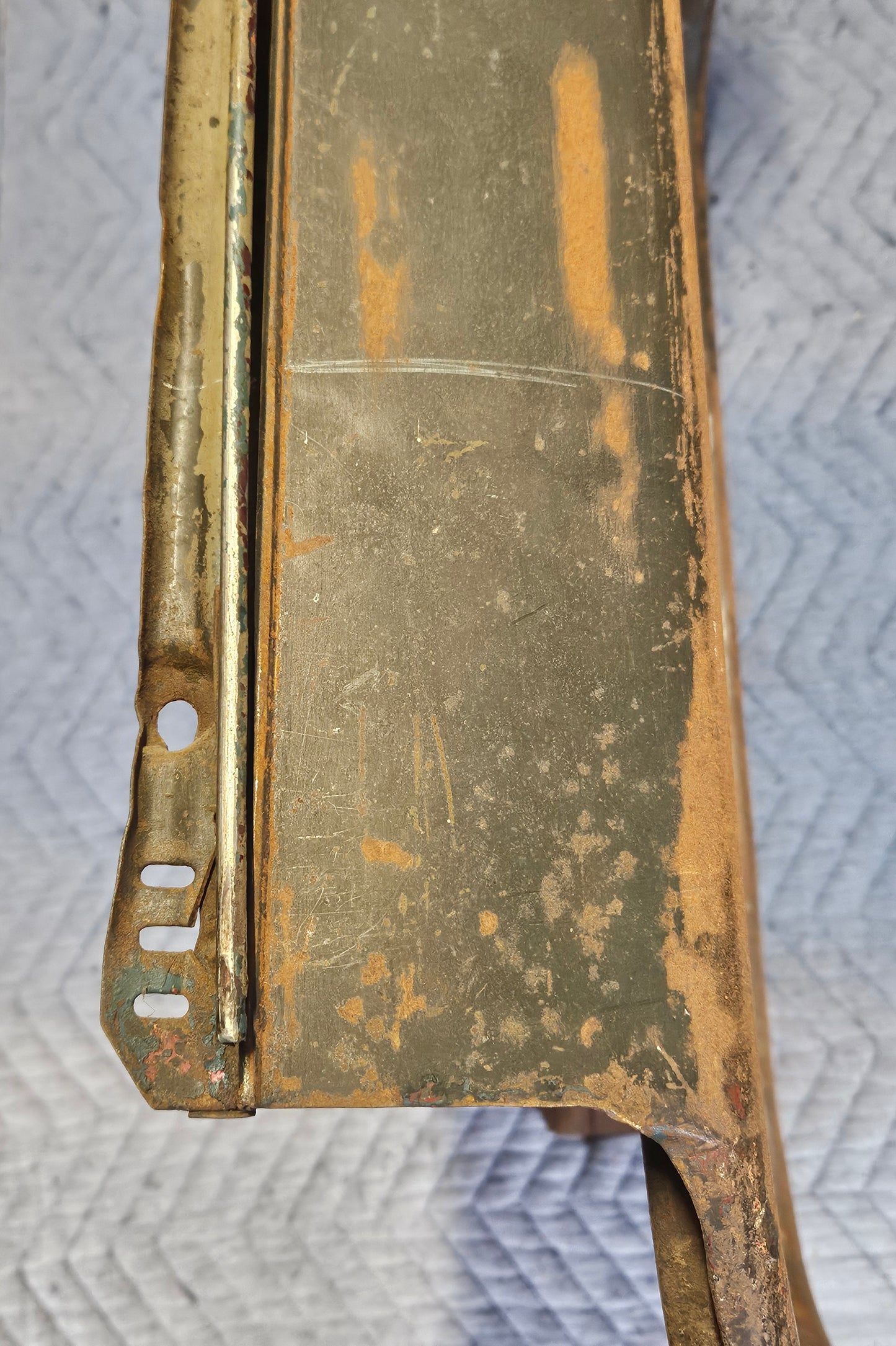 1932 Ford Radiator Grill Shell with Insert Chin Excellent Used