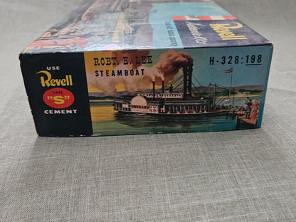 Revell H-328:198 Robert E. Lee Mississippi Steamboat 1956 Model Kit Open PARTS