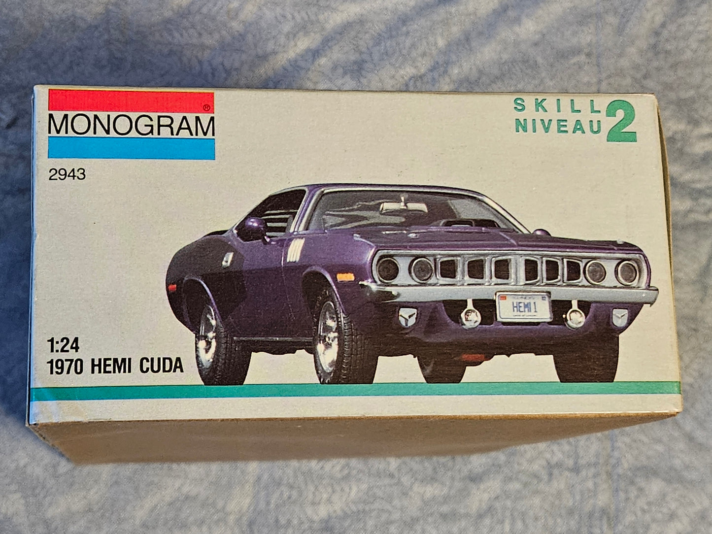 1970 Hemi Cuda Barracuda Monogram #2943 1:24 Open Box Model Kit