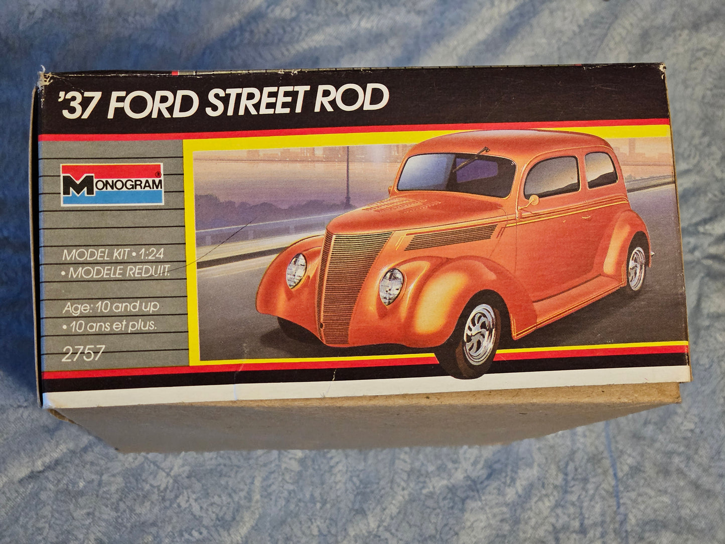 1937 Ford Street Rod Monogram #2757 1:24 Open Box Model Kit
