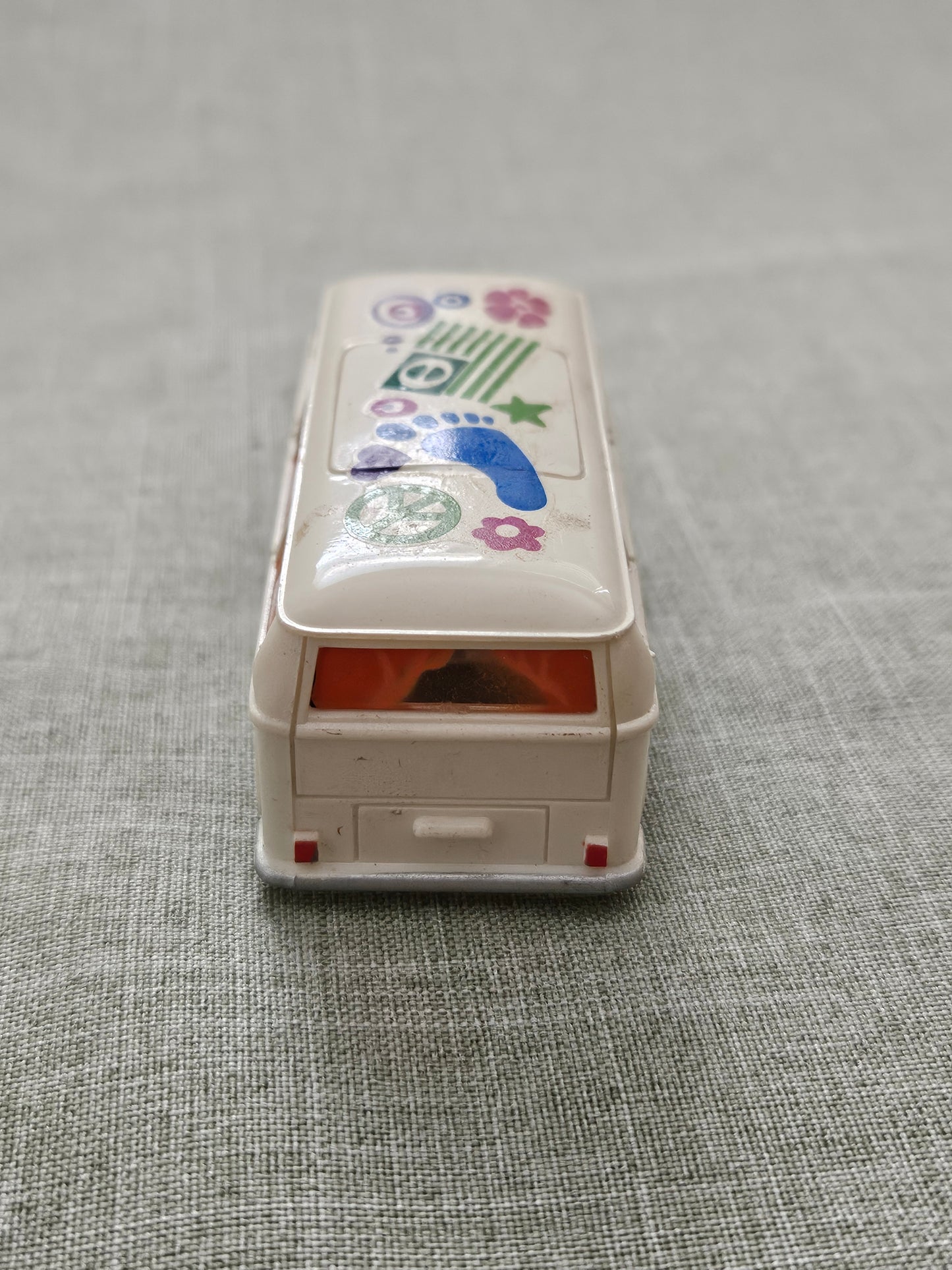 Tyco Pro Electric Racing Slot Car Vintage with Cube Love & Peace Bus 8807B USED