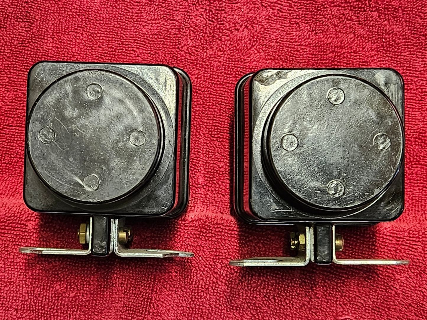 Tungsten Ignition Coils with Mounting Brackets Matched Pair USED