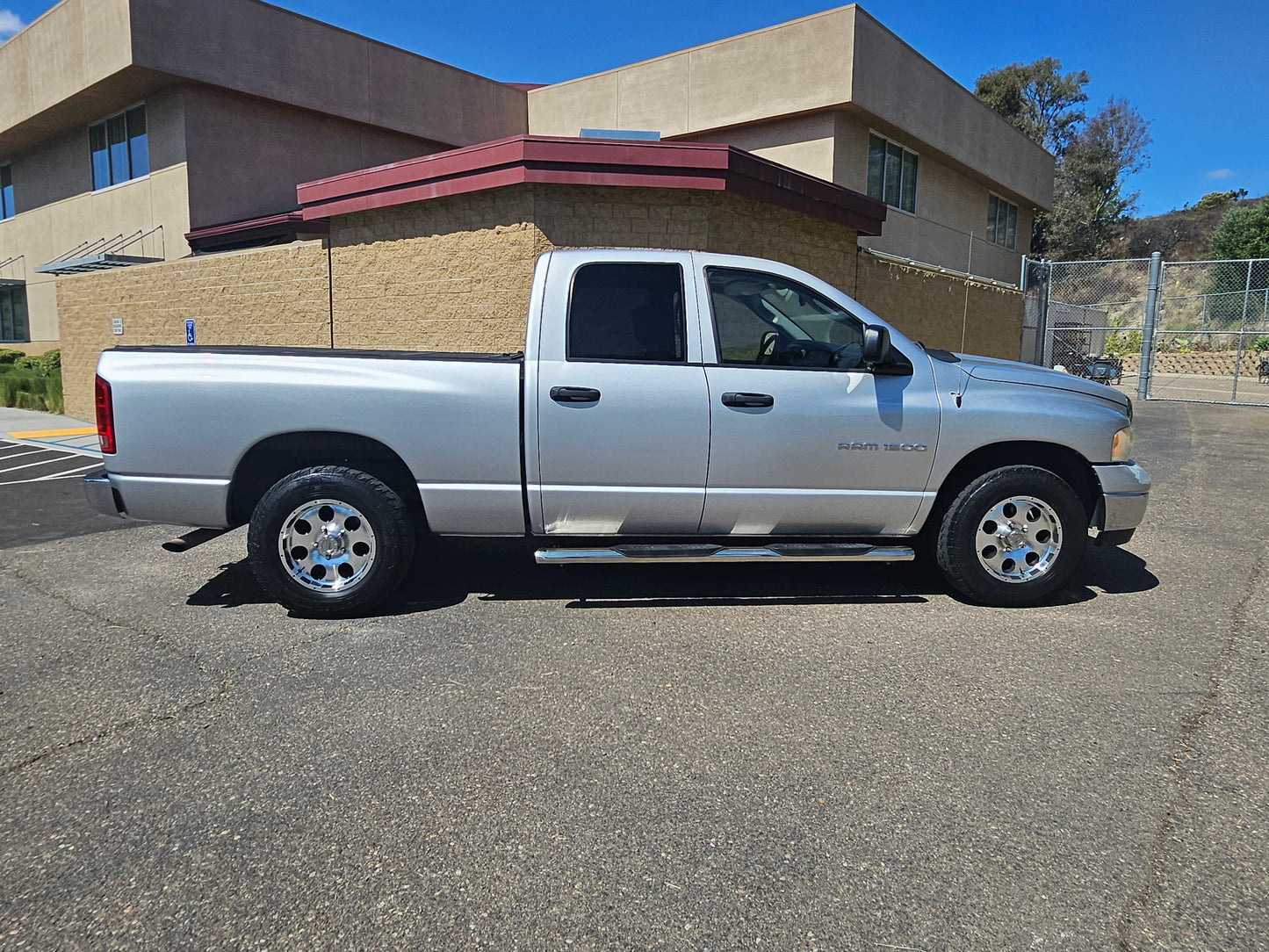 2005 Dodge Ram 1500 Big Horn 5.7L Hemi RWD Sunroof Leather PRICE DROP