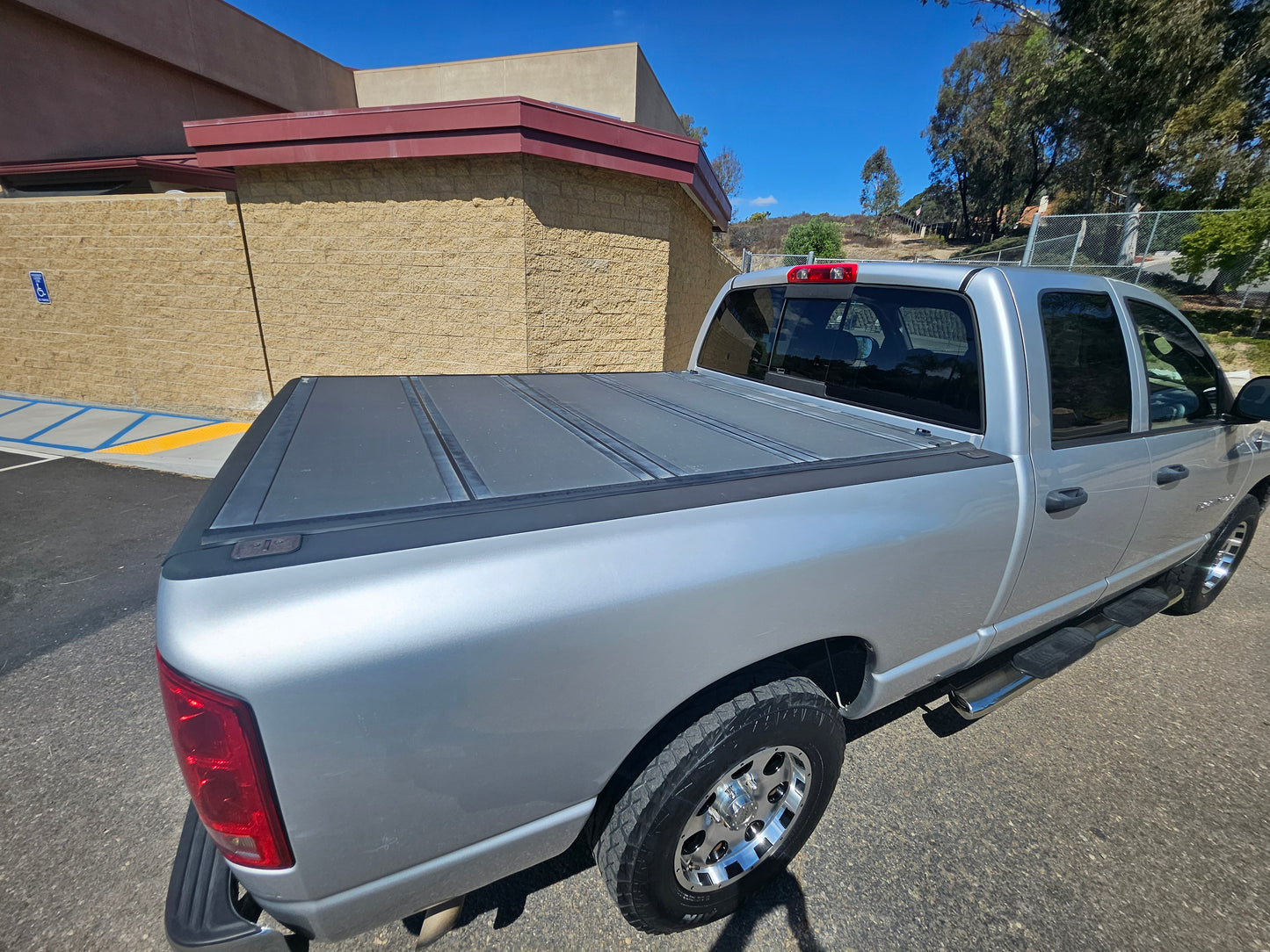 2005 Dodge Ram 1500 Big Horn 5.7L Hemi RWD Sunroof Leather PRICE DROP