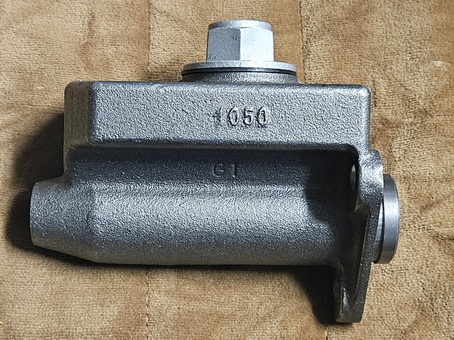 1939-48 Ford Mercury 48-52 F-1 Brake Master Cylinder 91A-2140-W NEW