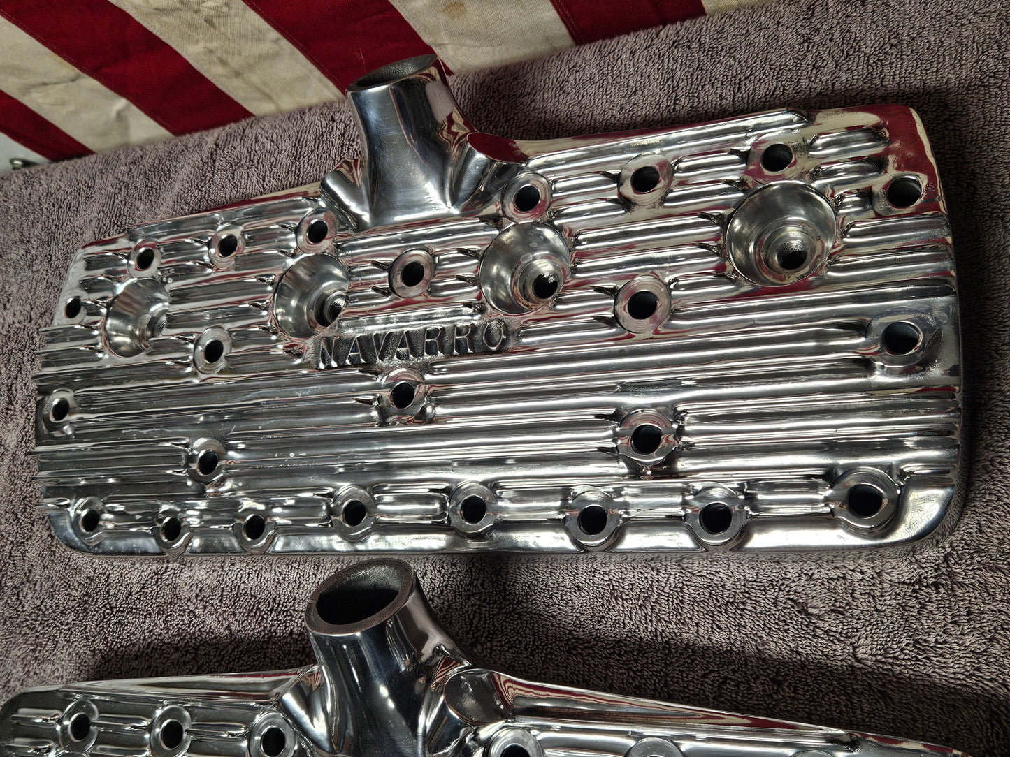 Navarro 59A Ford Flathead V8 Finned Aluminum Heads Pair New Polished 24-Stud