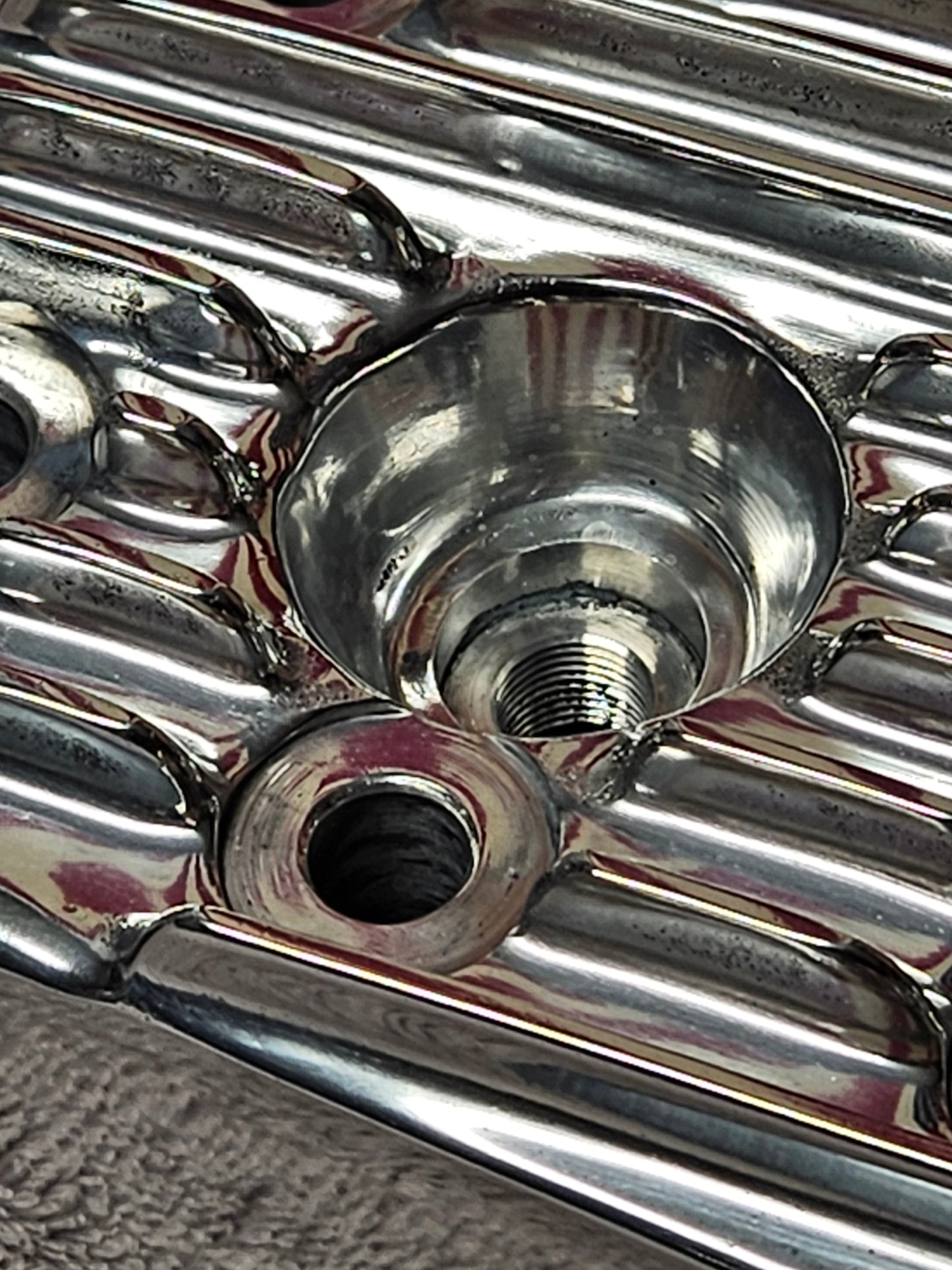 Navarro 59A Ford Flathead V8 Finned Aluminum Heads Pair New Polished 24-Stud