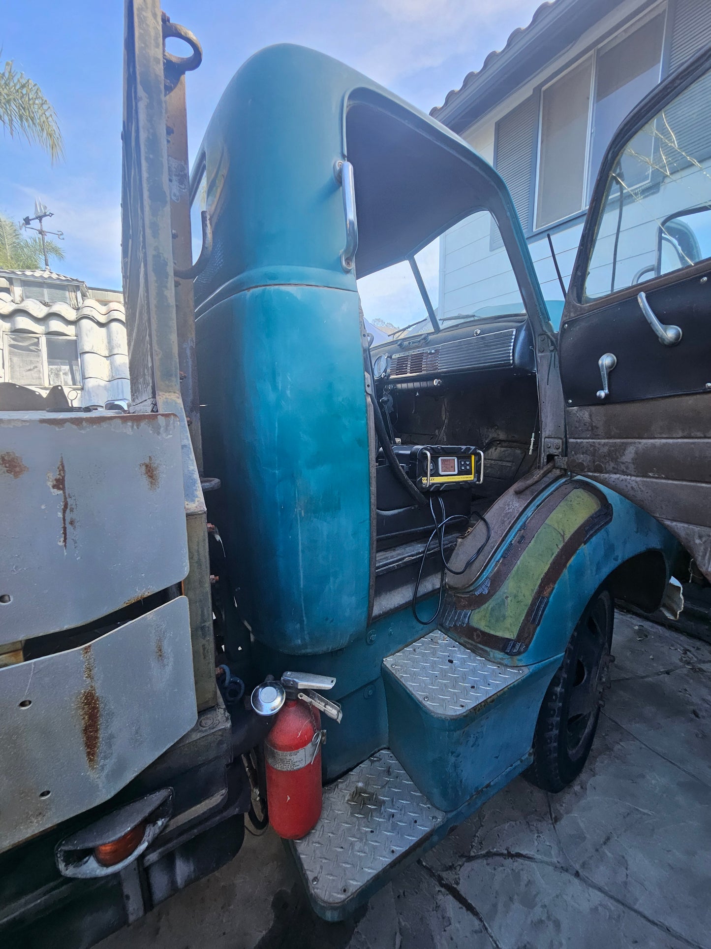 1948 Chevrolet Loadmaster COE Cabover – Classic Tilt-Bed Hauler SOLD