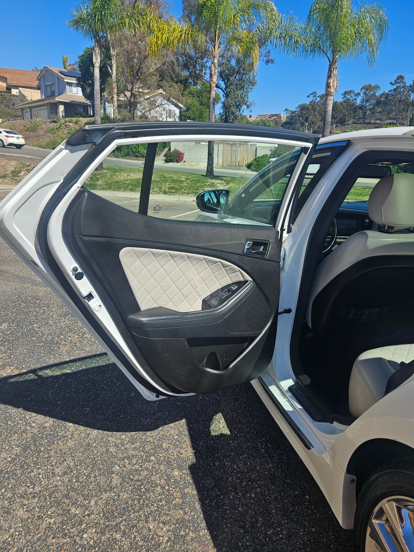 2014 KIA Optima SXL Turbo 2.0L White Sedan White Leather SOLD