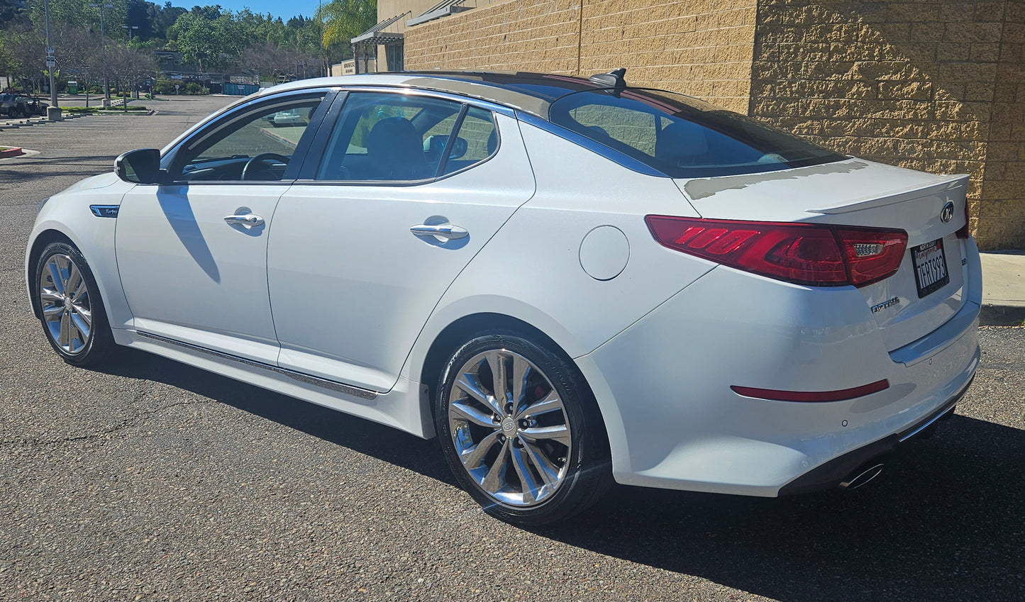 2014 KIA Optima SXL Turbo 2.0L White Sedan White Leather SOLD