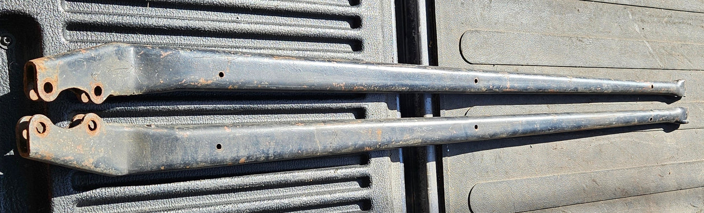 1932-1934 Ford 18-4750/18-4751 Rear Radius Rods Trailing Arms Pair Used