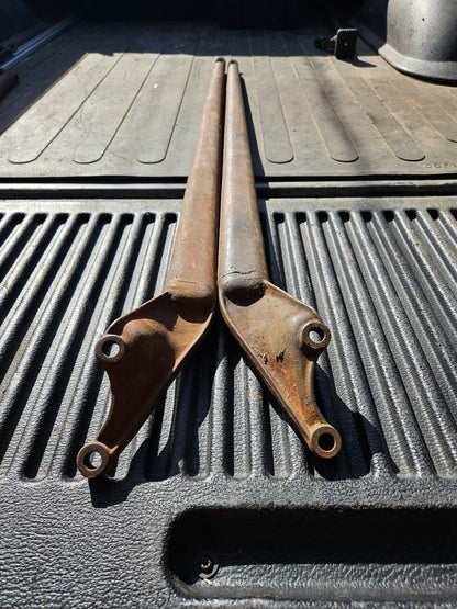 1942-48 Ford 21A-4750/21A-4751 Rear Radius Rods Trailing Arms Pair Used
