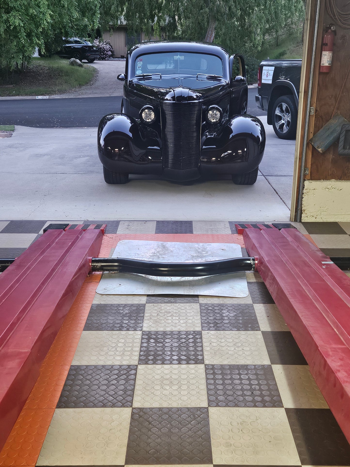 Kwik-Lift Drive-On Ramp System - Powder Coated w/ Bridge USED