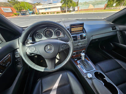 2011 Mercedes-Benz C300 Sport – Sporty RWD Luxury SOLD