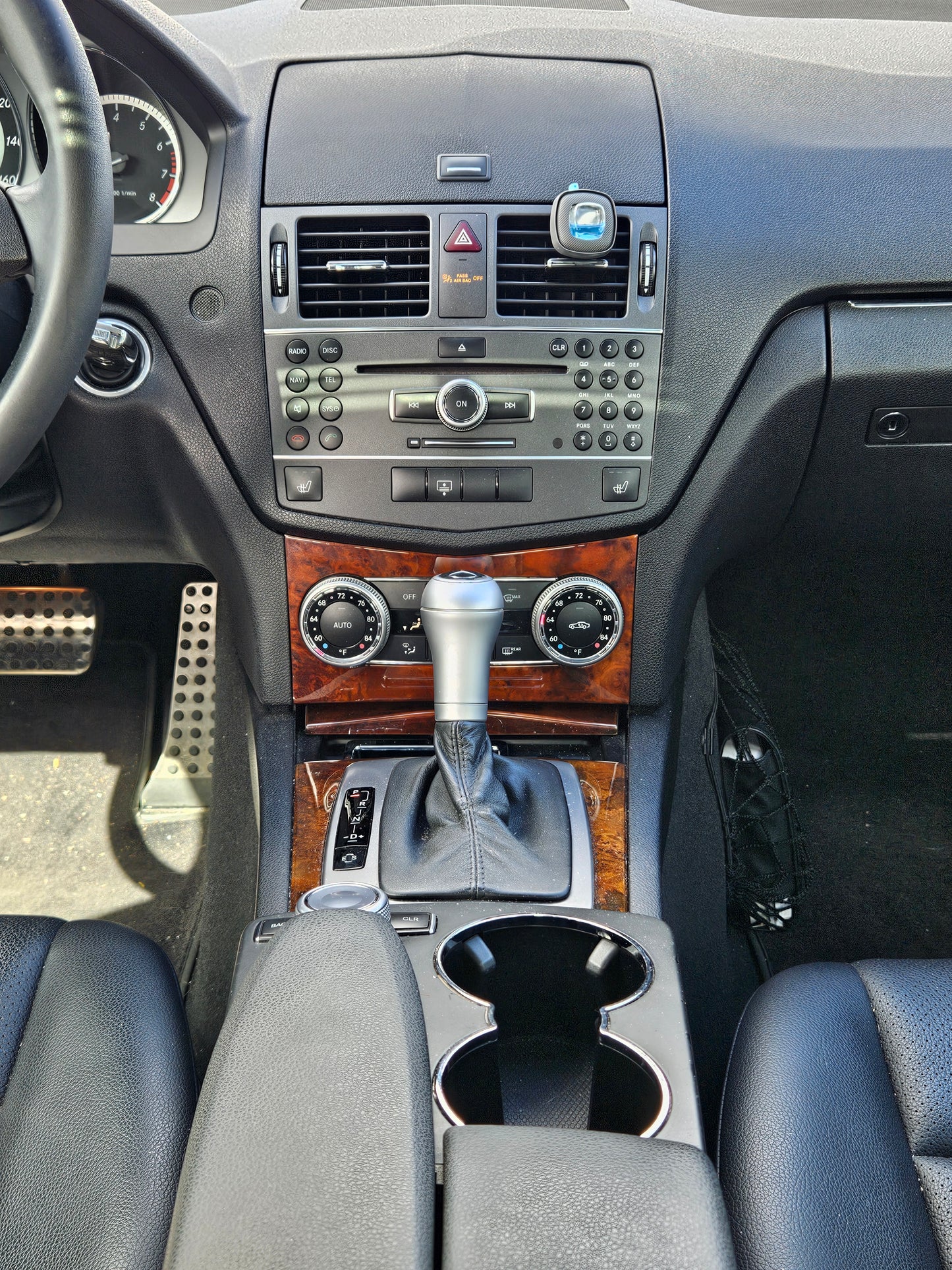 2011 Mercedes-Benz C300 Sport – Sporty RWD Luxury SOLD
