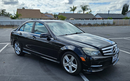 2011 Mercedes-Benz C300 Sport – Sporty RWD Luxury SOLD