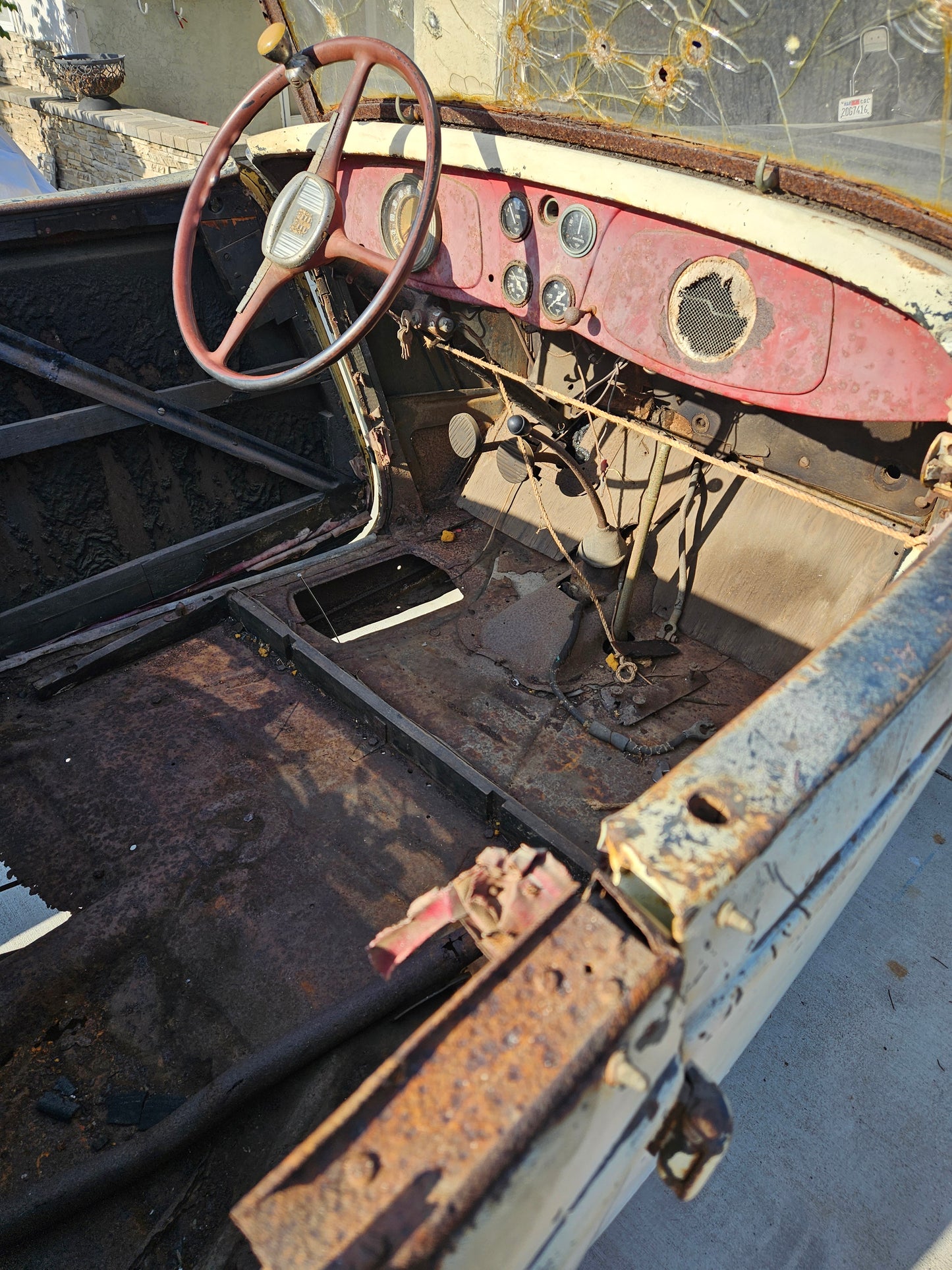 1934 Ford Roadster Project – All Steel, Rumble Seat, 8BA Flathead, CA Title!
