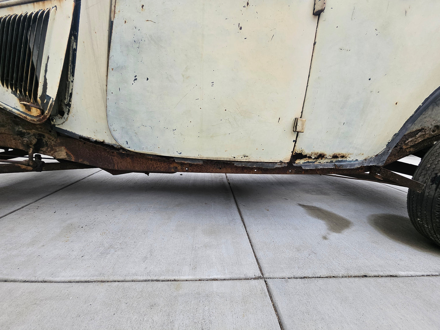 1934 Ford Roadster Project – All Steel, Rumble Seat, 8BA Flathead, CA Title!