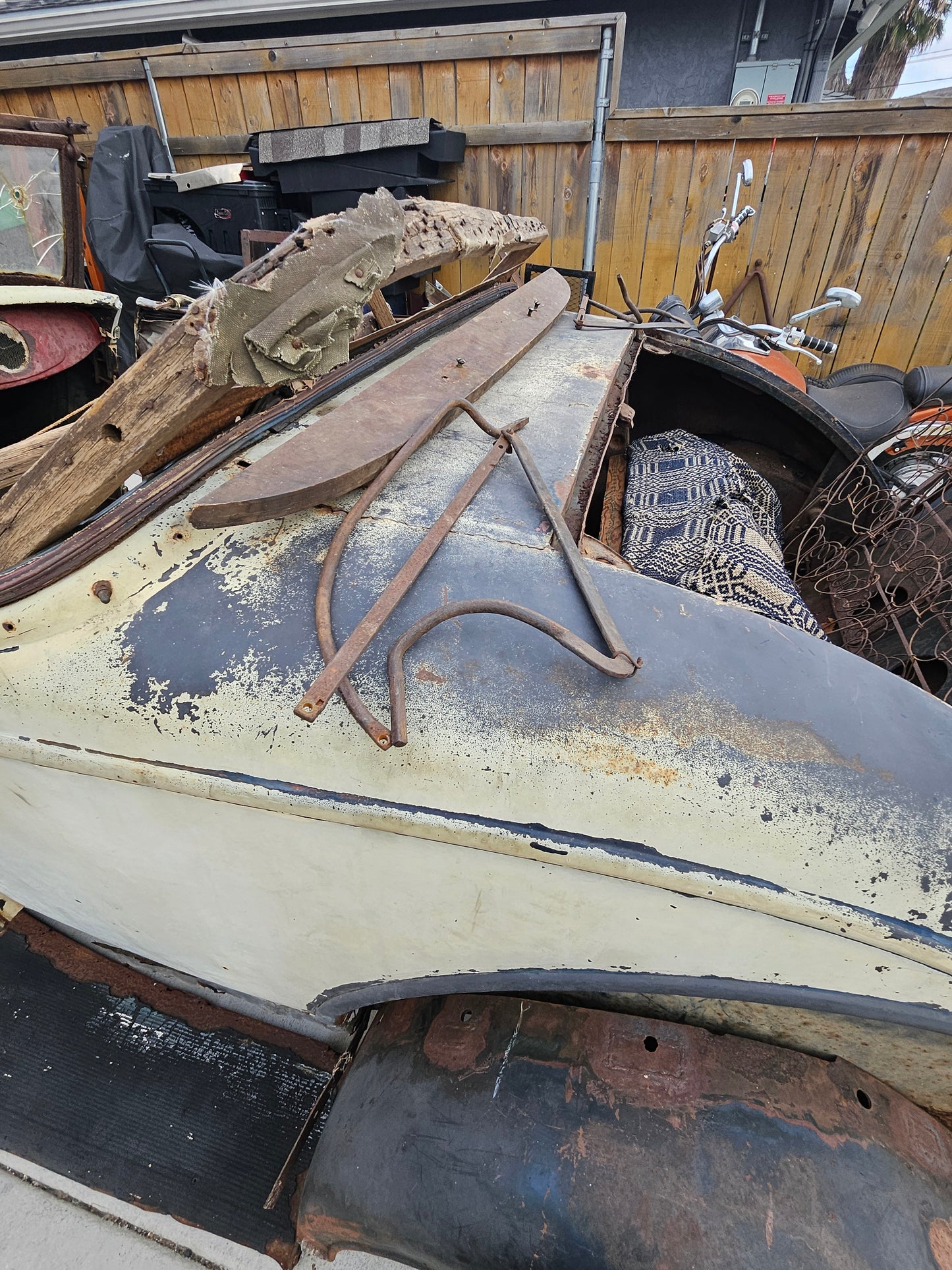 1934 Ford Roadster Project – All Steel, Rumble Seat, 8BA Flathead, CA Title!