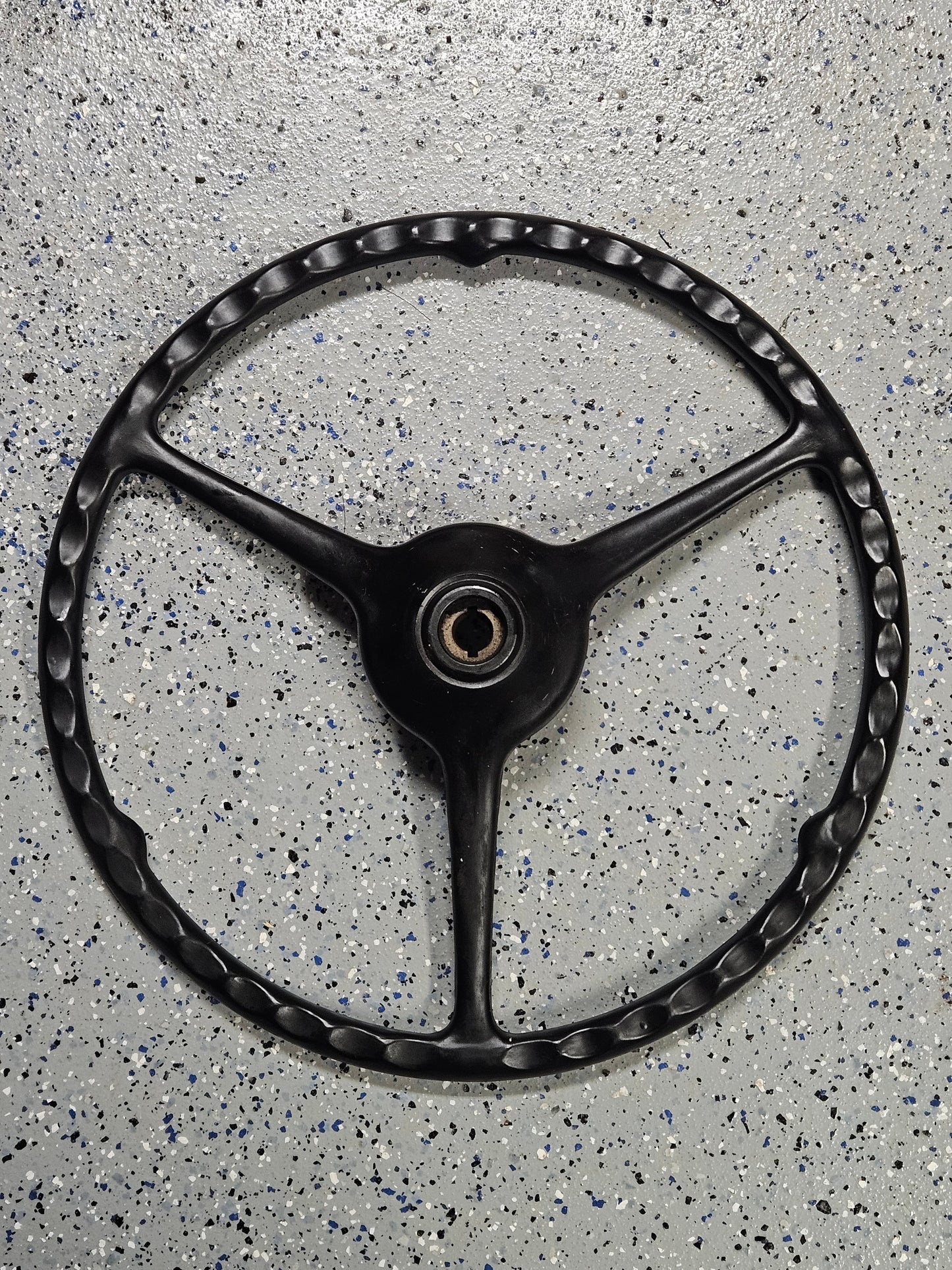 1933–34 Ford V8 Model 40 Steering Wheel New Part No. 40-3600 Never Installed