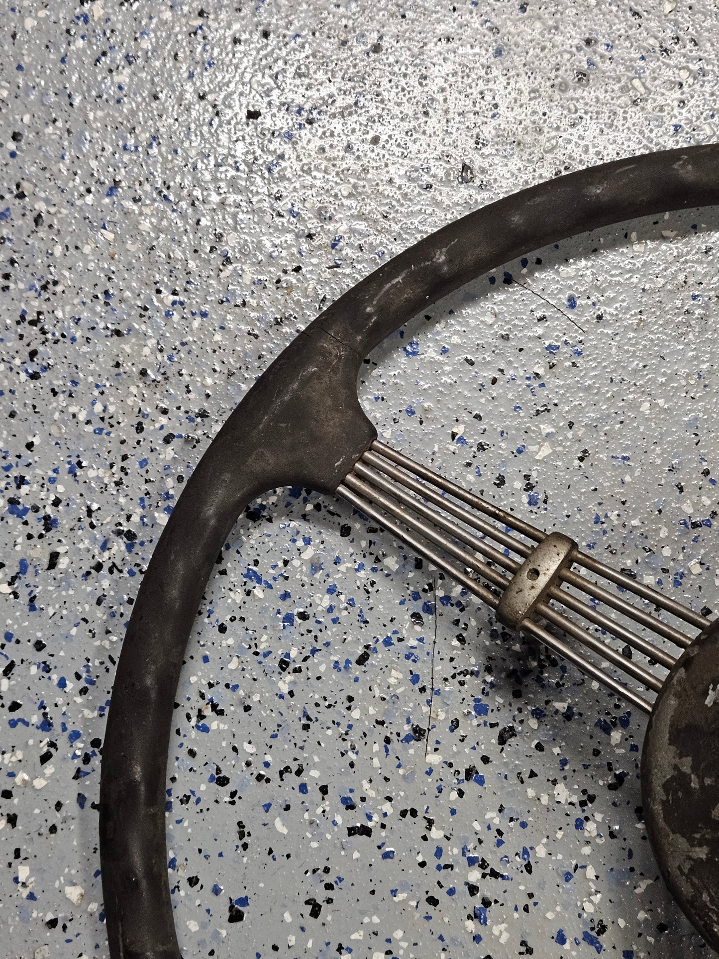 1938-1939 Ford 81A/91A-3600 17" Banjo Steering Wheel Original OEM V8 Hot Rod