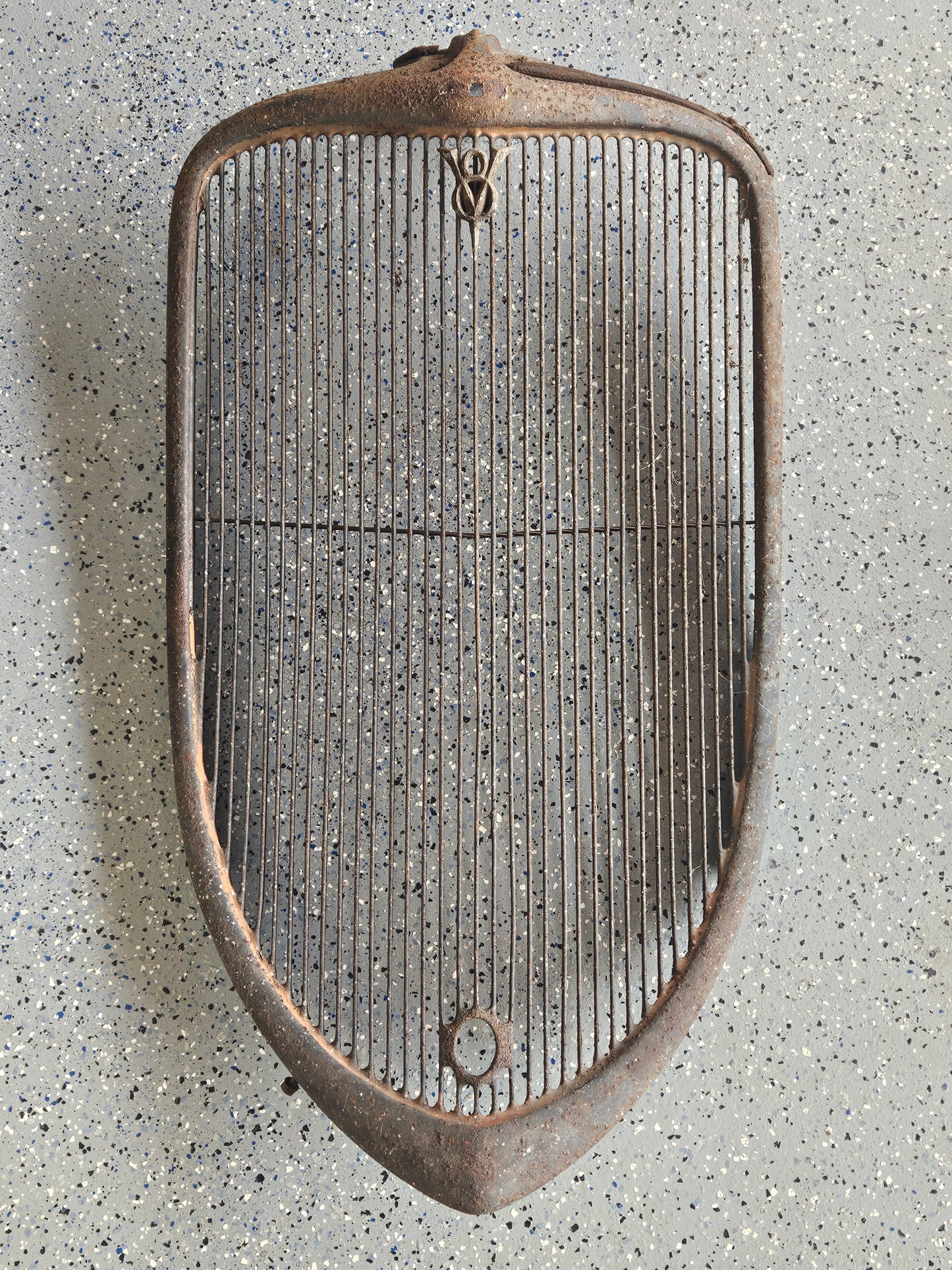 1933 Ford Passenger Car Grille Shell & Insert — Original Steel, V8 Emblem, Solid