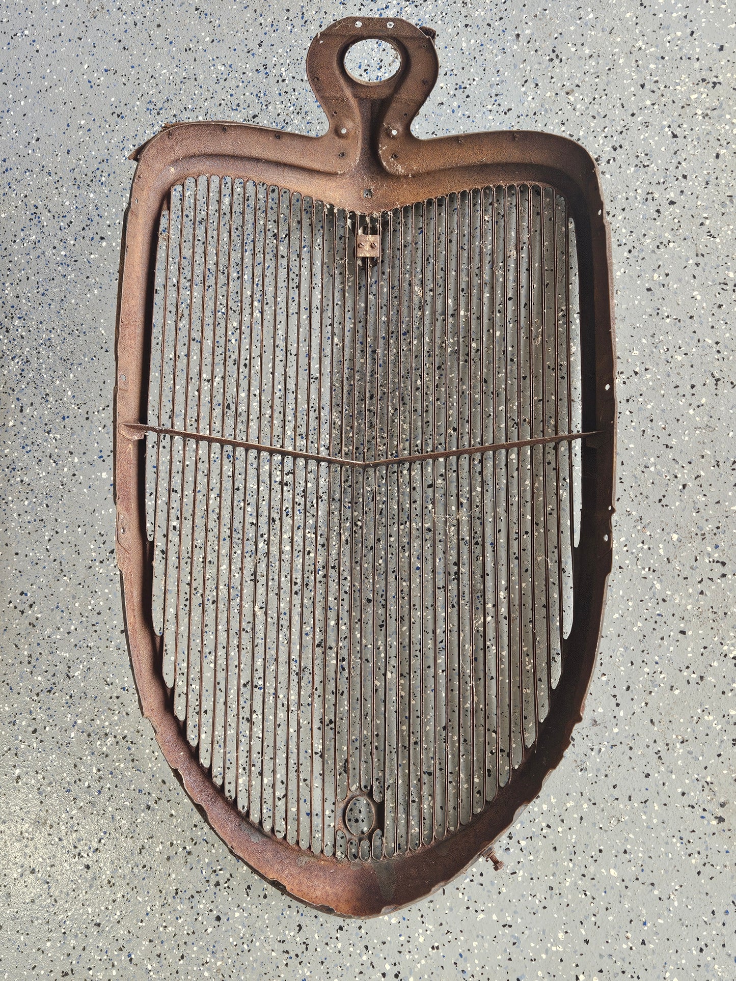 1933 Ford Passenger Car Grille Shell & Insert — Original Steel, V8 Emblem, Solid