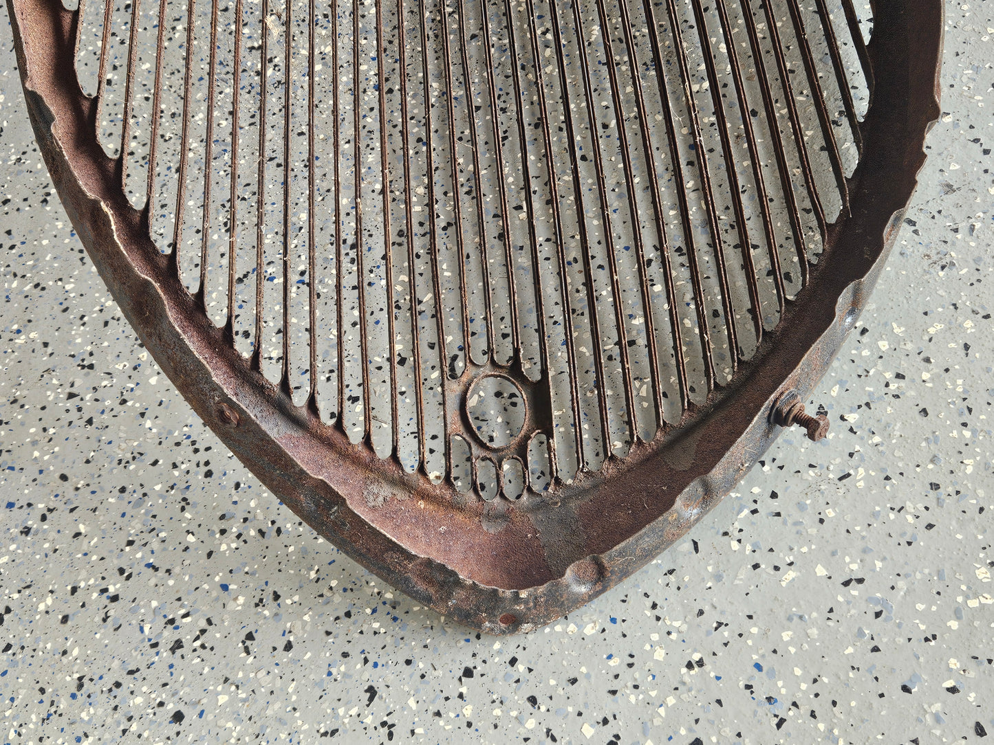 1933 Ford Passenger Car Grille Shell & Insert — Original Steel, V8 Emblem, Solid