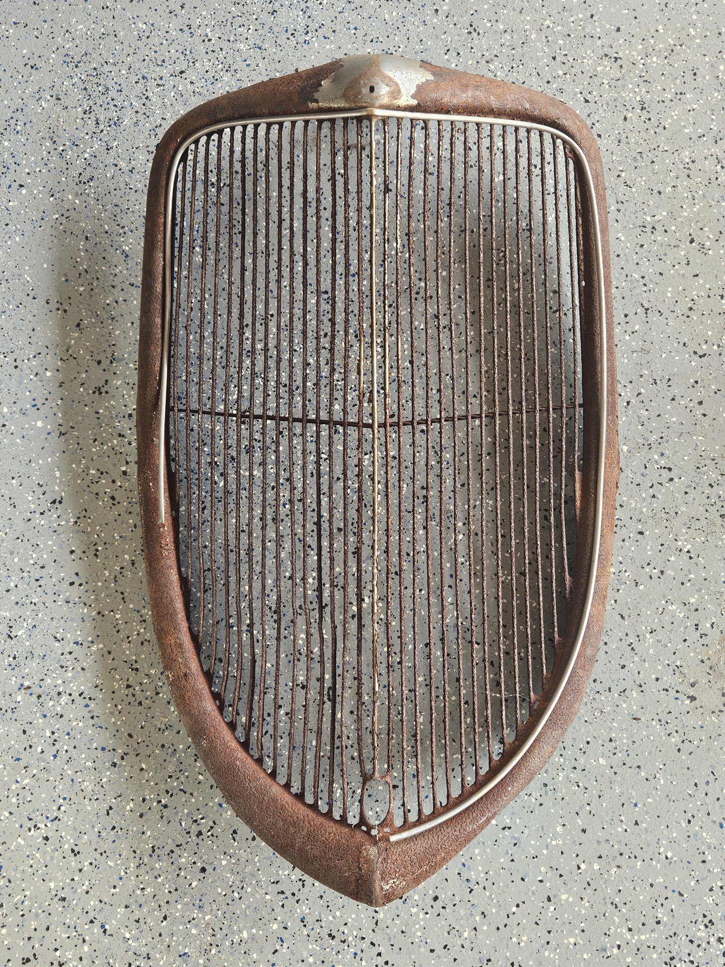 1933 Ford Passenger Car Grille Shell & Insert — Original Steel, Hot Rod Project