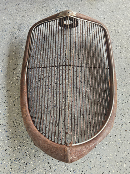 1933 Ford Passenger Car Grille Shell & Insert — Original Steel, Hot Rod Project