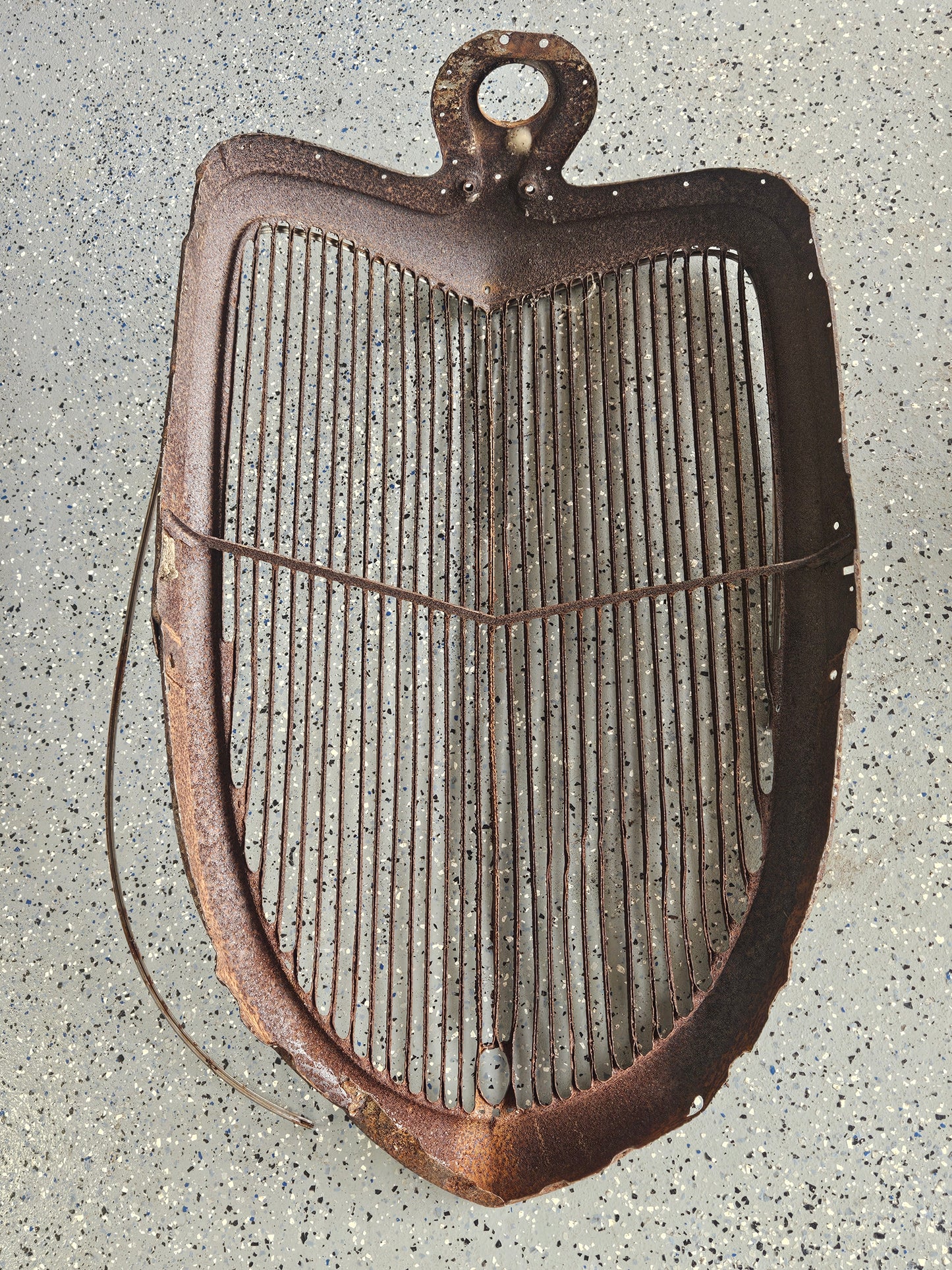 1933 Ford Passenger Car Grille Shell & Insert — Original Steel, Hot Rod Project