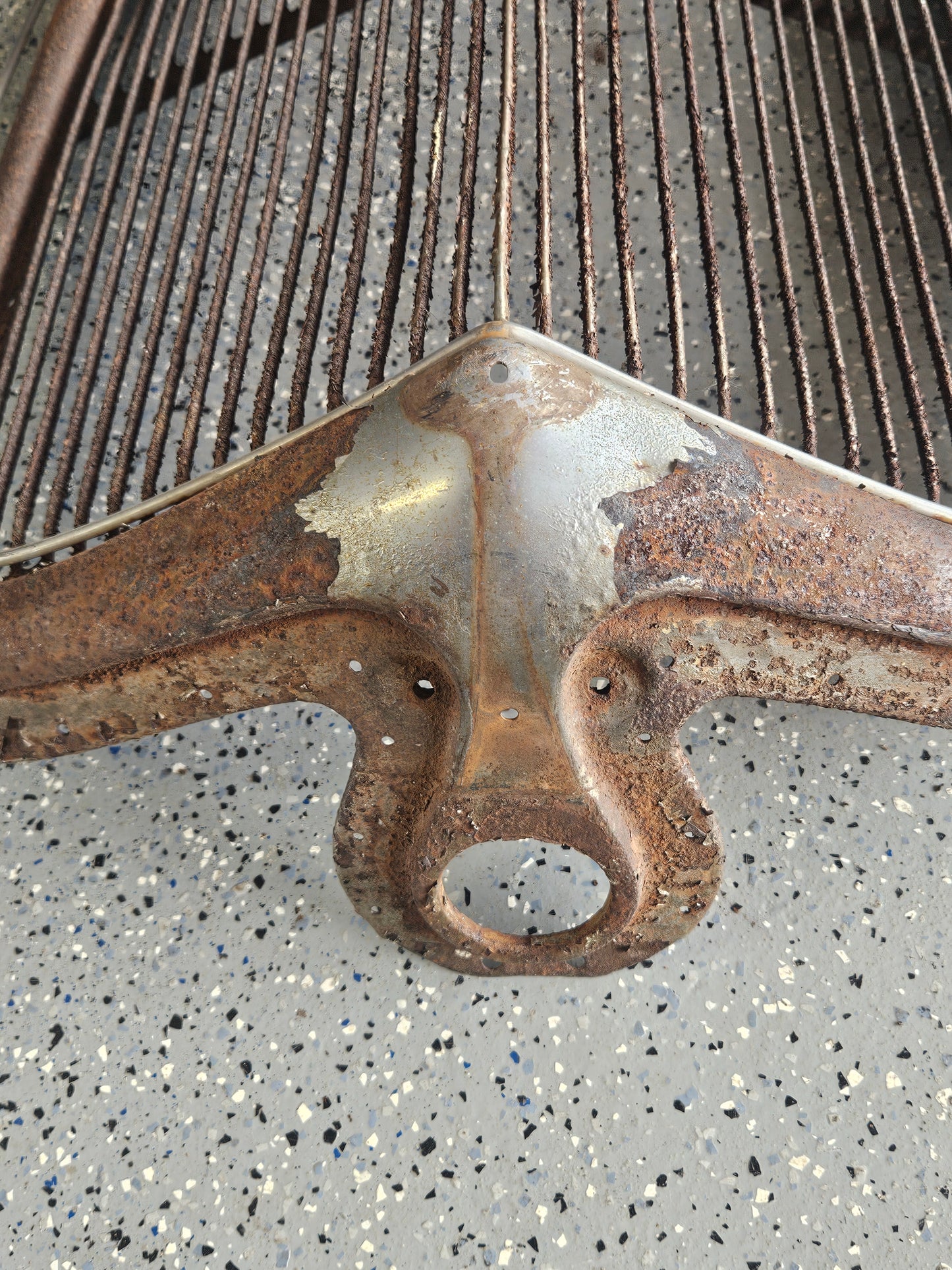 1933 Ford Passenger Car Grille Shell & Insert — Original Steel, Hot Rod Project