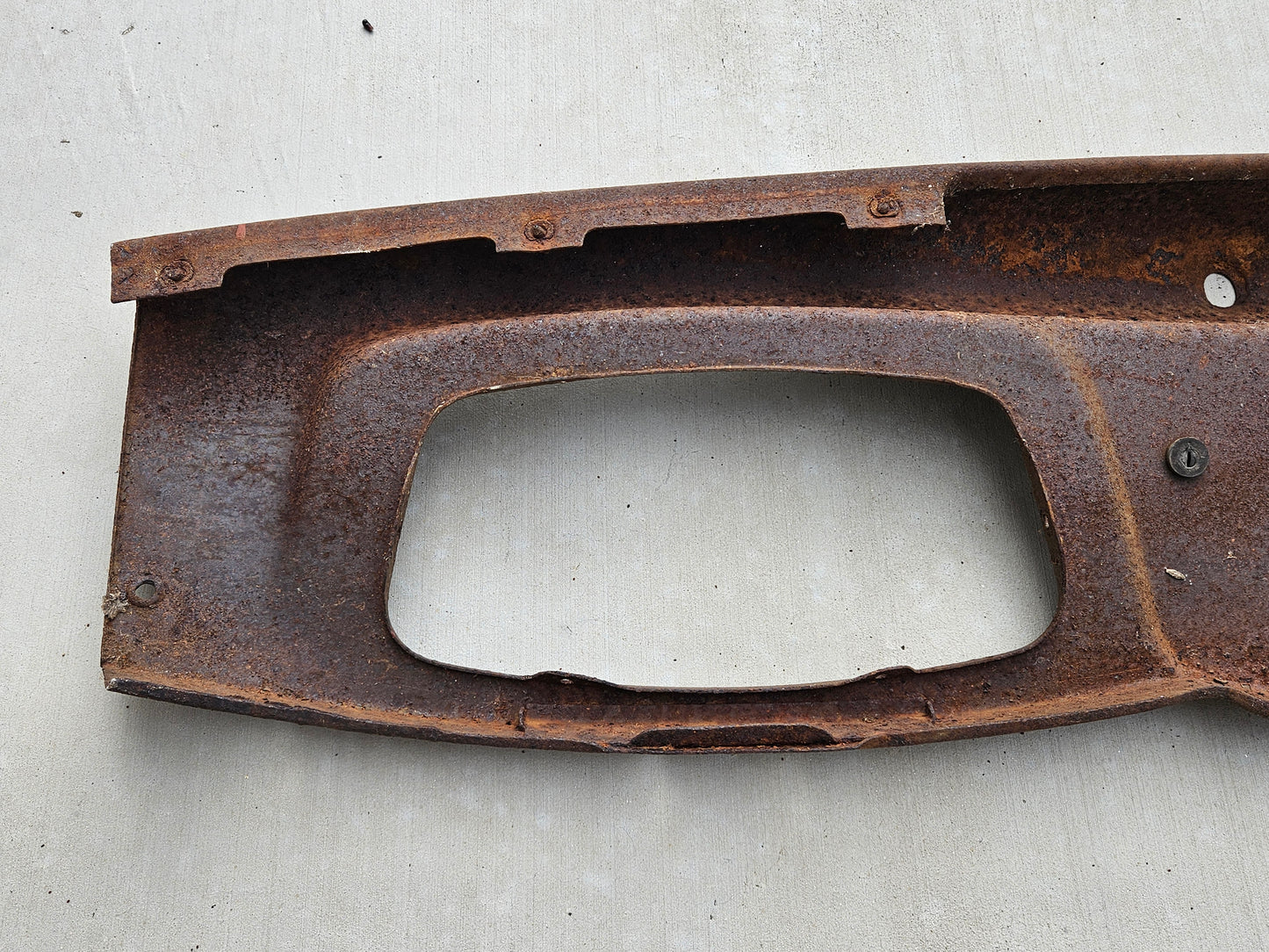 1933 Ford Closed Car Dash OEM Steel 40-302 No Extra Holes Coupe Tudor