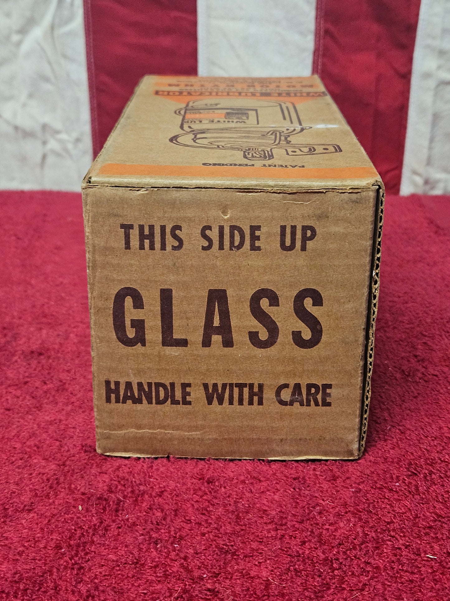 White Motor Rythm box handle with care