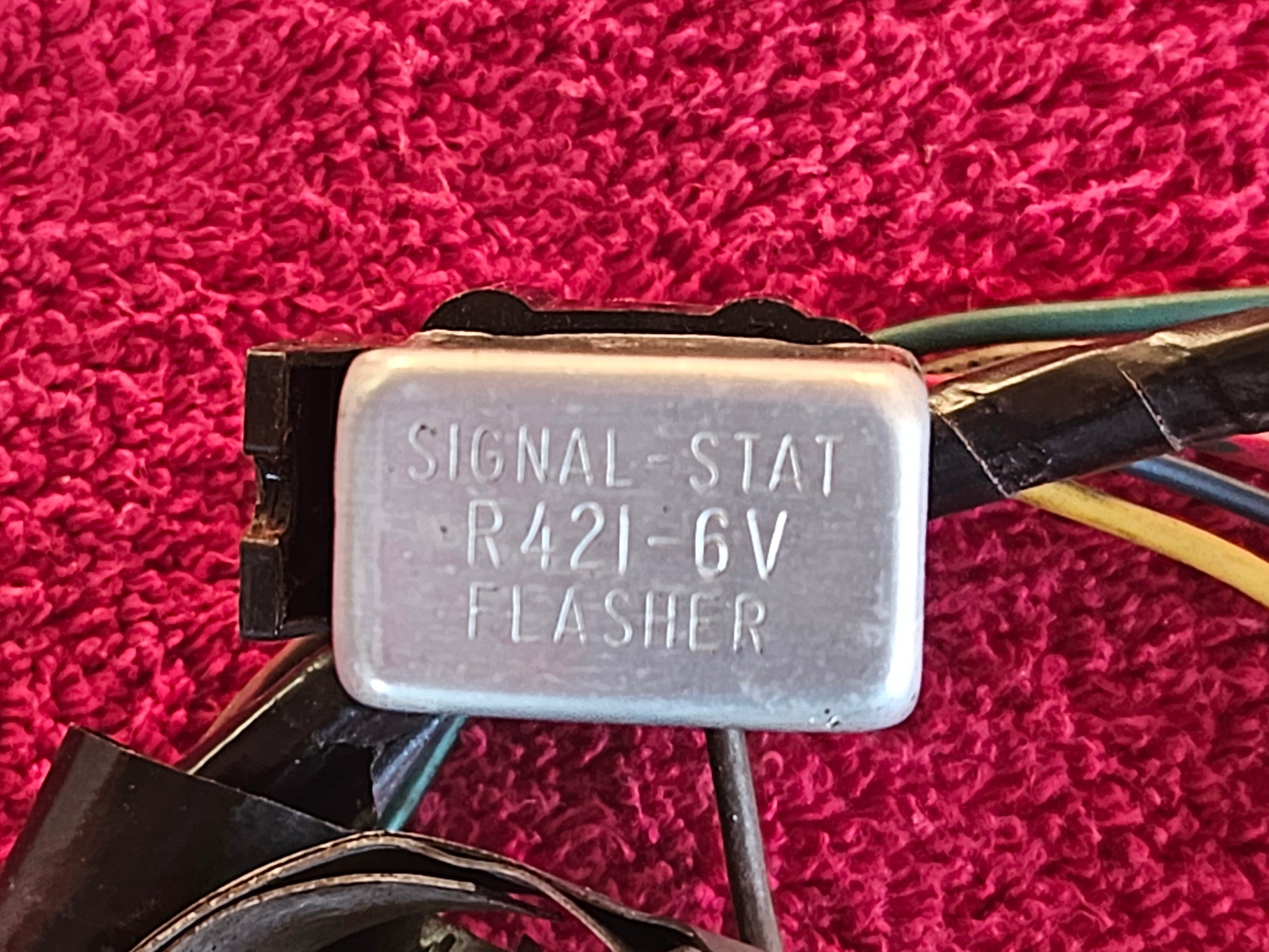 Signal-Stat R421-6V flasher still wired into the loom as removed